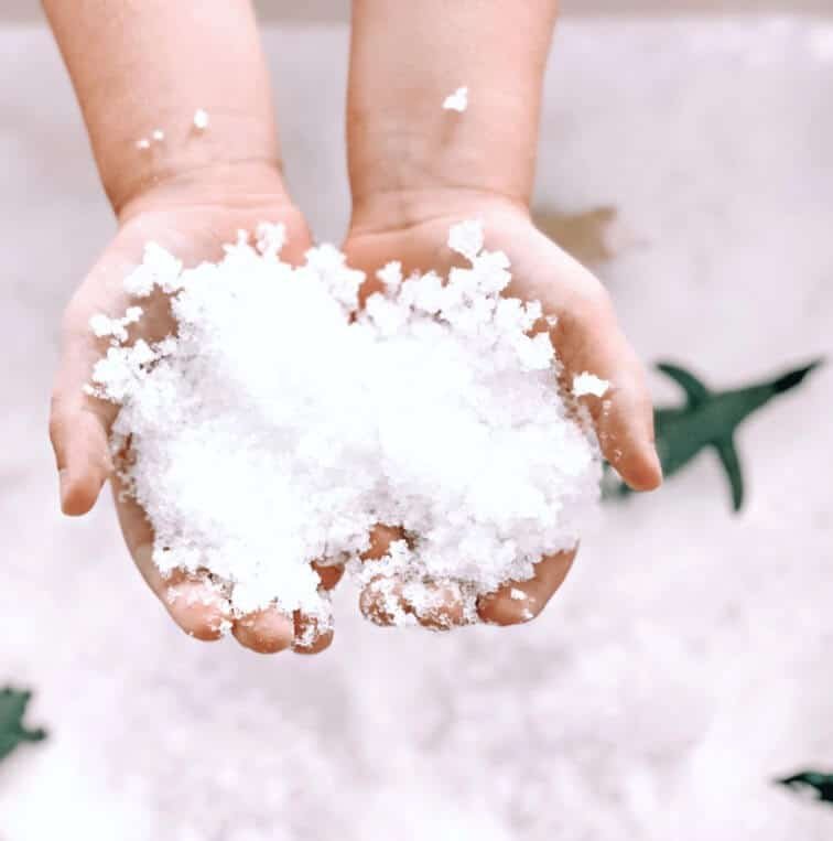 Sneeuw Sensory play